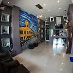 Chaphone Guesthouse